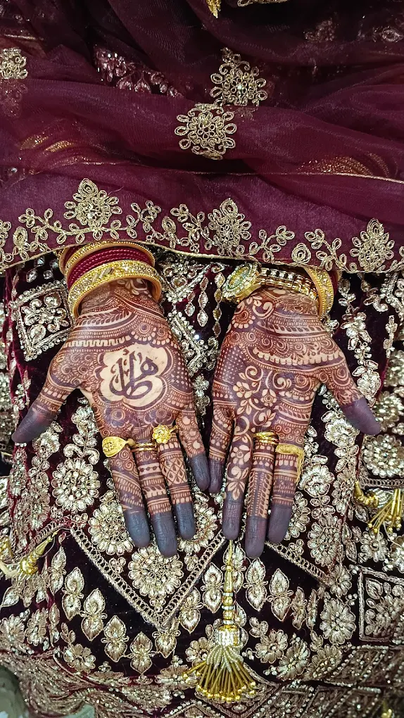 Bridal Mehendi design #10 on hands, Bangalore