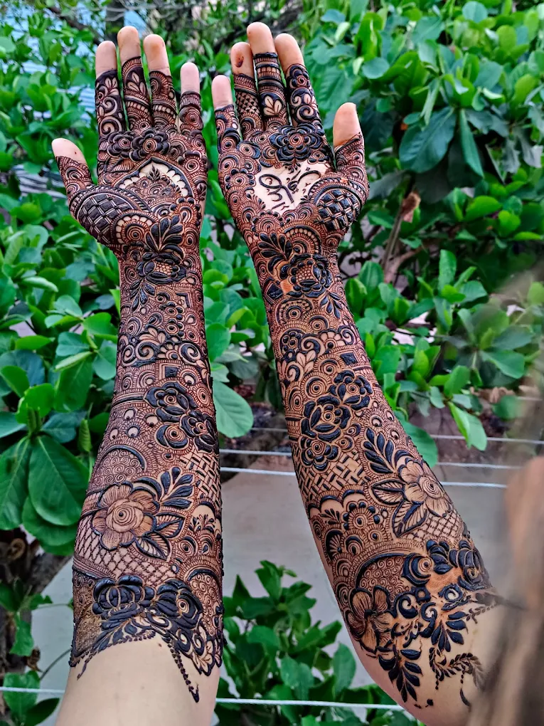 Bridal henna feet design in Bangalore